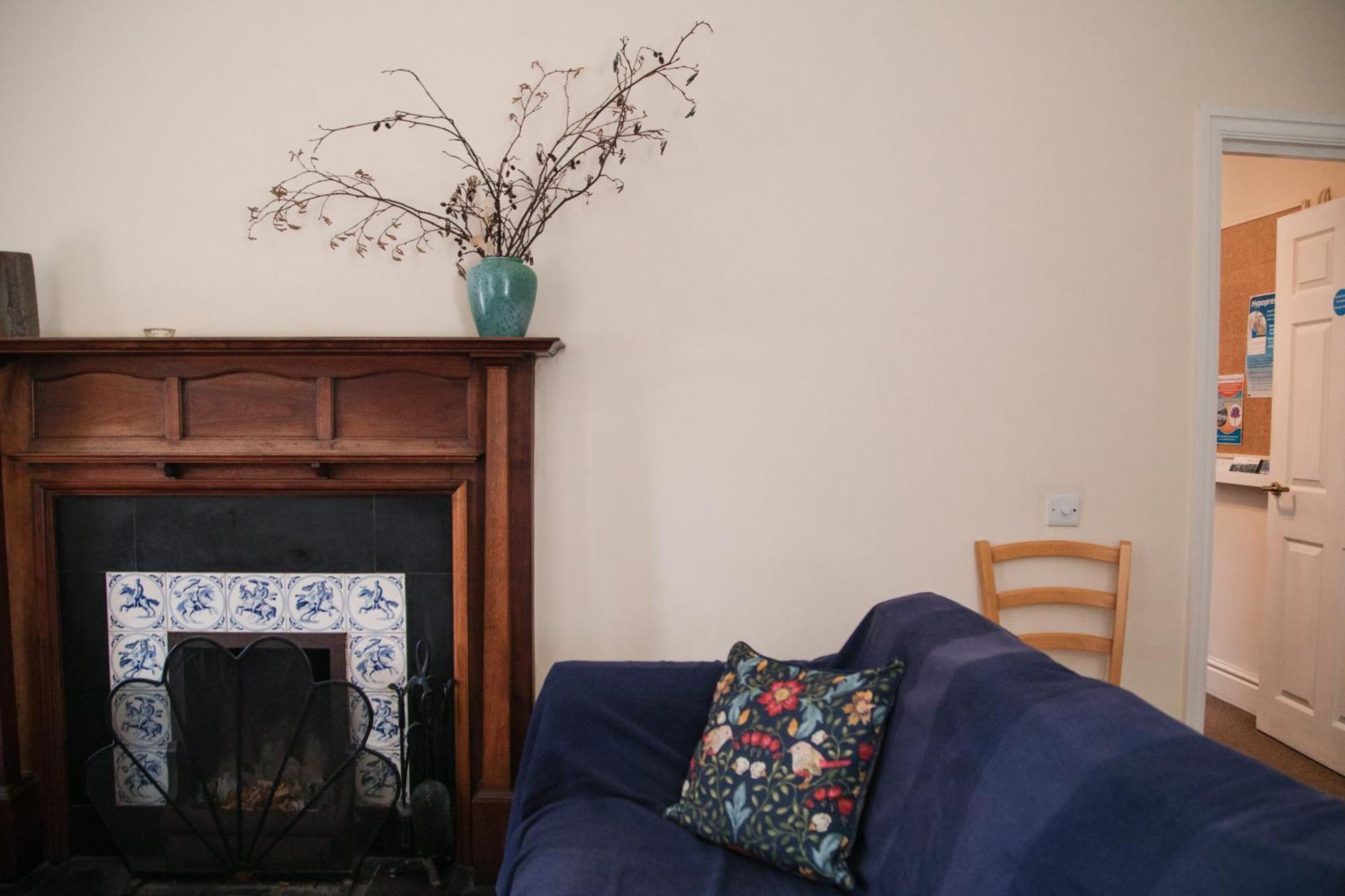 Trigonos - Quiet, Peaceful, Vegetarian B&B And Retreat Centre Nantlle Bagian luar foto